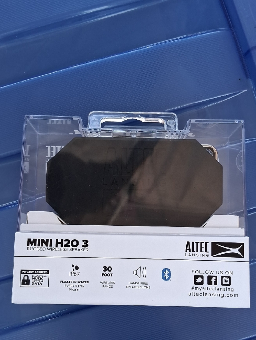 Altec Lansing Mini H2O 3 Rugged Wireless Speaker - Black - Picture 2 of 4